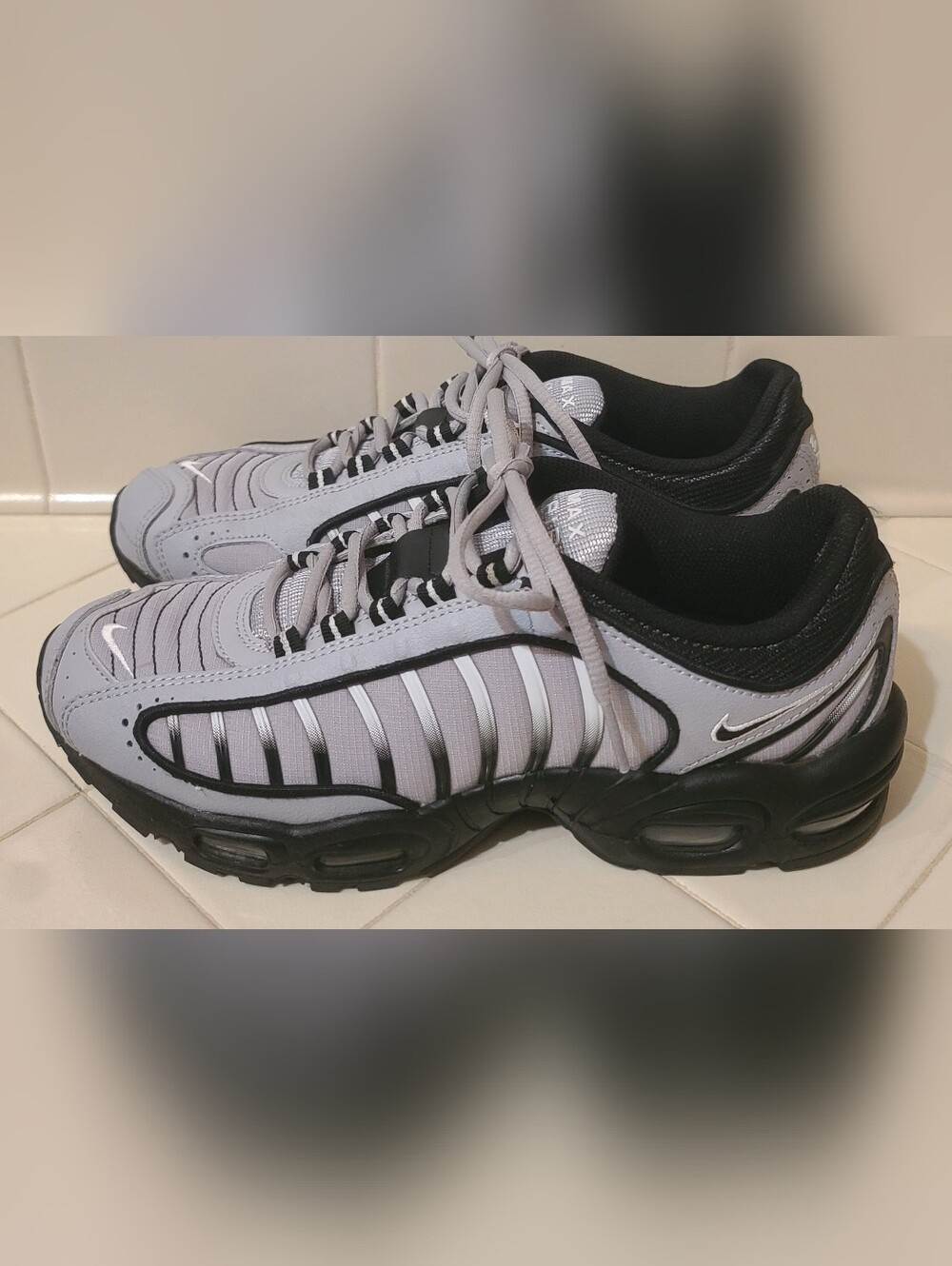 Nike Air Max Tailwind 4 Wolf Grey Black Men's Size 8.5